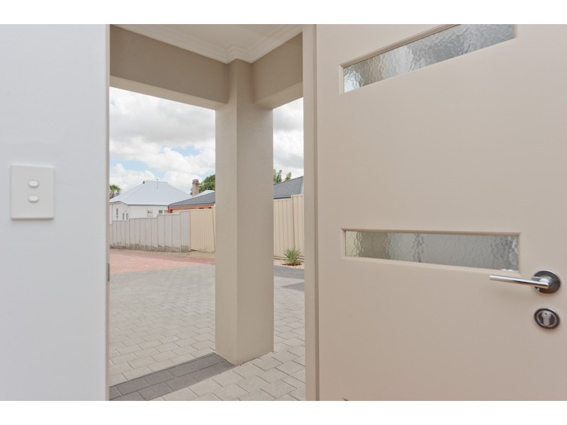 42B Beechboro Road, Bayswater WA 6053
