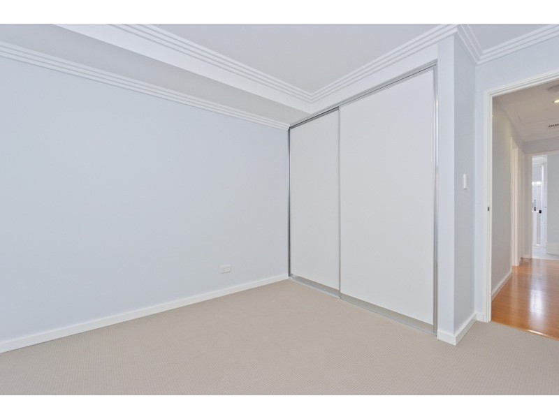 42B Beechboro Road, Bayswater WA 6053