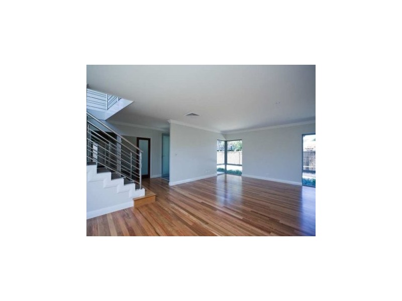34B Bassendean Parade, Bassendean WA 6054