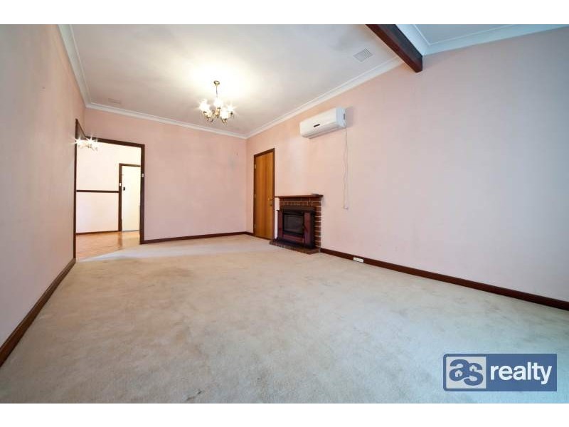 15 Wade Street, Embleton WA 6062