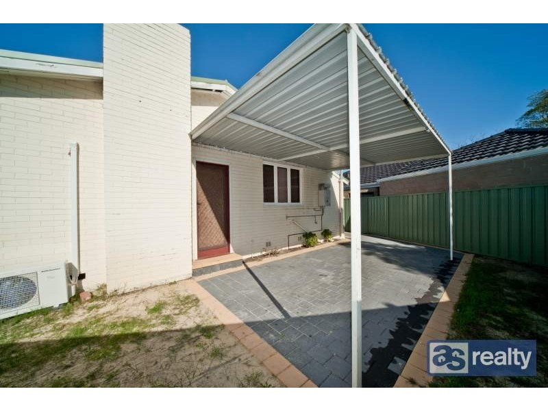 15 Wade Street, Embleton WA 6062
