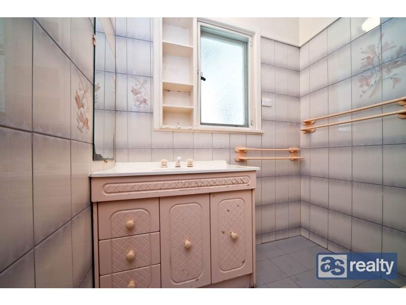 15 Wade Street, Embleton WA 6062