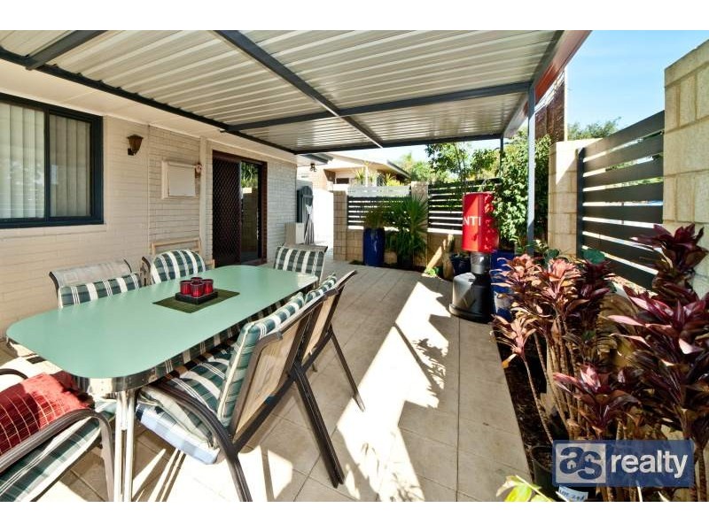 20 Mallion St, Embleton WA 6062