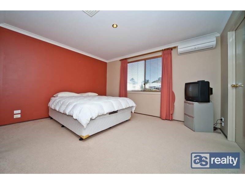 7 Essex Street, Bayswater WA 6053