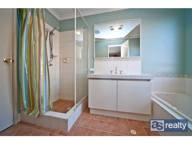 7 Essex Street, Bayswater WA 6053