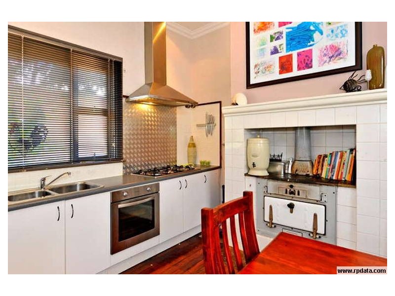 39 Clavering Road, Bayswater WA 6053