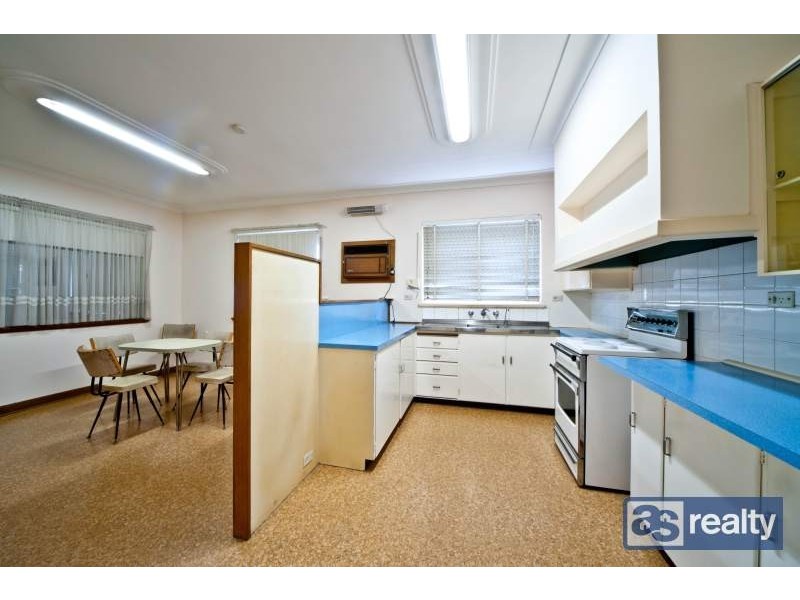 124 Drake Street, Embleton WA 6062