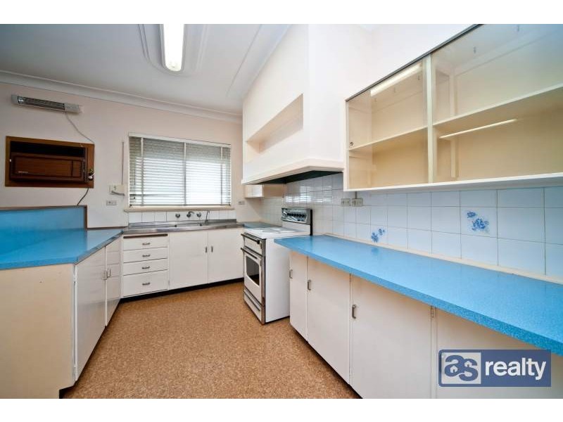 124 Drake Street, Embleton WA 6062