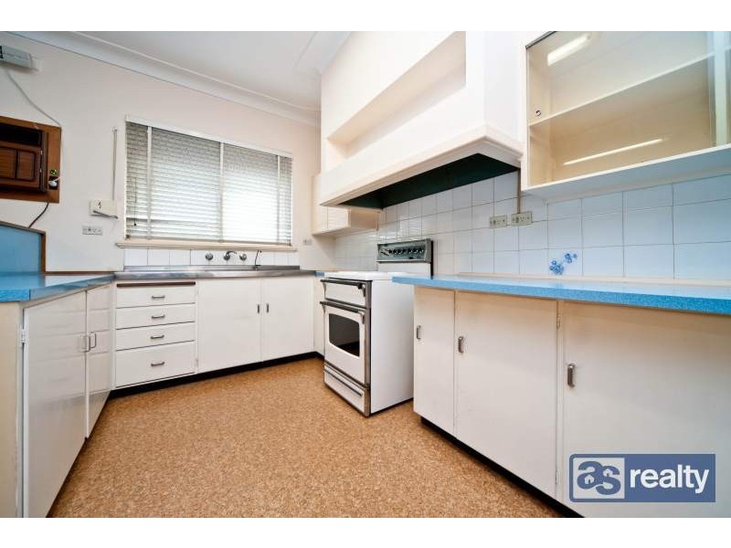 124 Drake Street, Embleton WA 6062