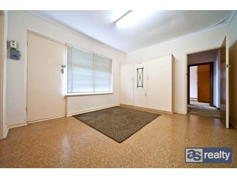 124 Drake Street, Embleton WA 6062