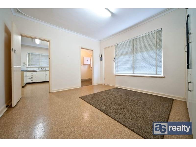 124 Drake Street, Embleton WA 6062