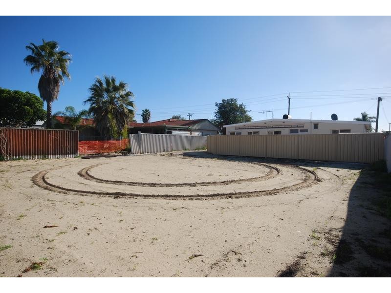 38A Irwin Road, Embleton WA 6062