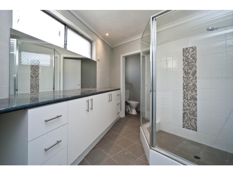 8 Bromley Street, Embleton WA 6062