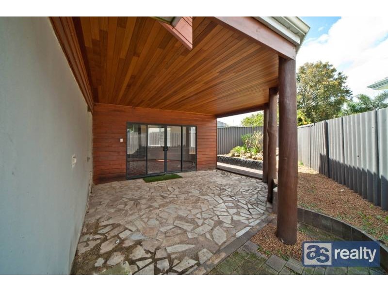 8 Bromley Street, Embleton WA 6062