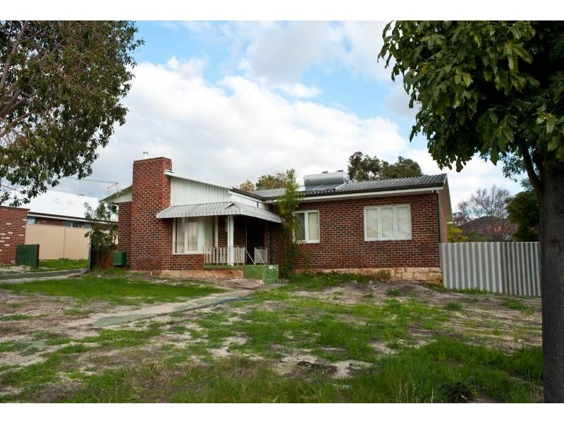 10 Parsons Street, Embleton WA 6062