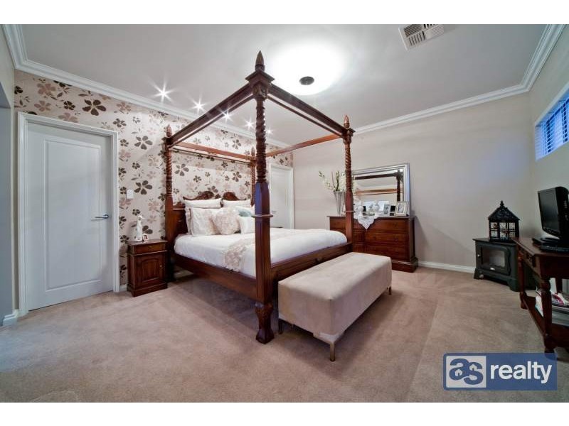 17A Salisbury St, Bayswater WA 6053