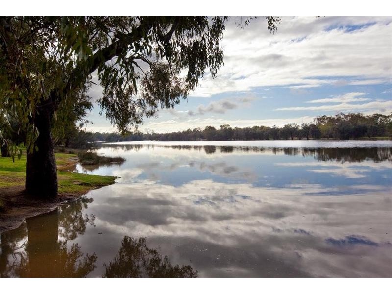 71 Katanning Street, Bayswater WA 6053