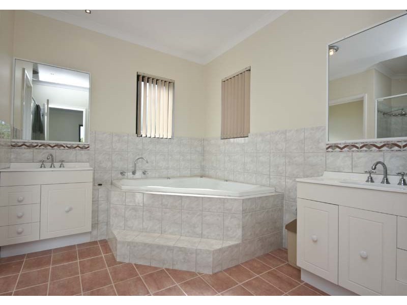 26A Sproxton Way, Embleton WA 6062