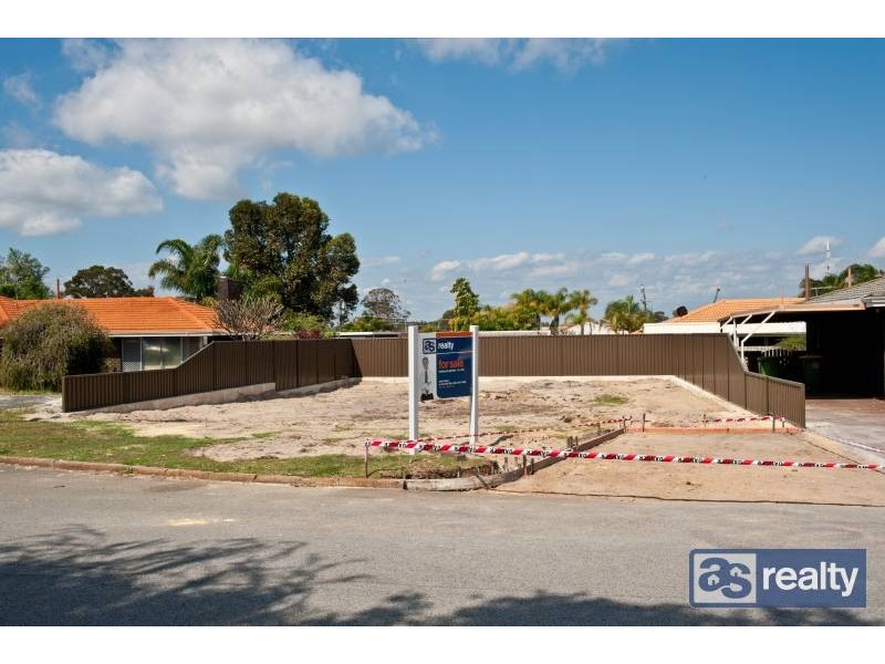 19 Ockley Square, Embleton WA 6062