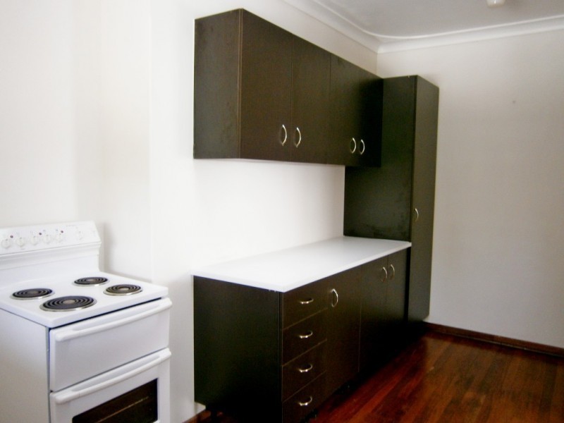 35 Lawrence Street, Bayswater WA 6053