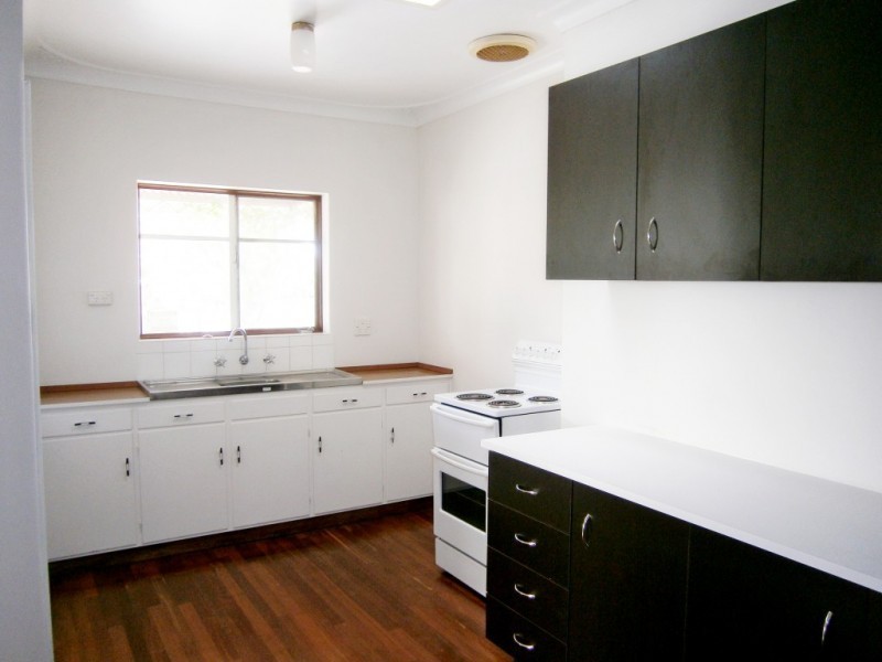 35 Lawrence Street, Bayswater WA 6053