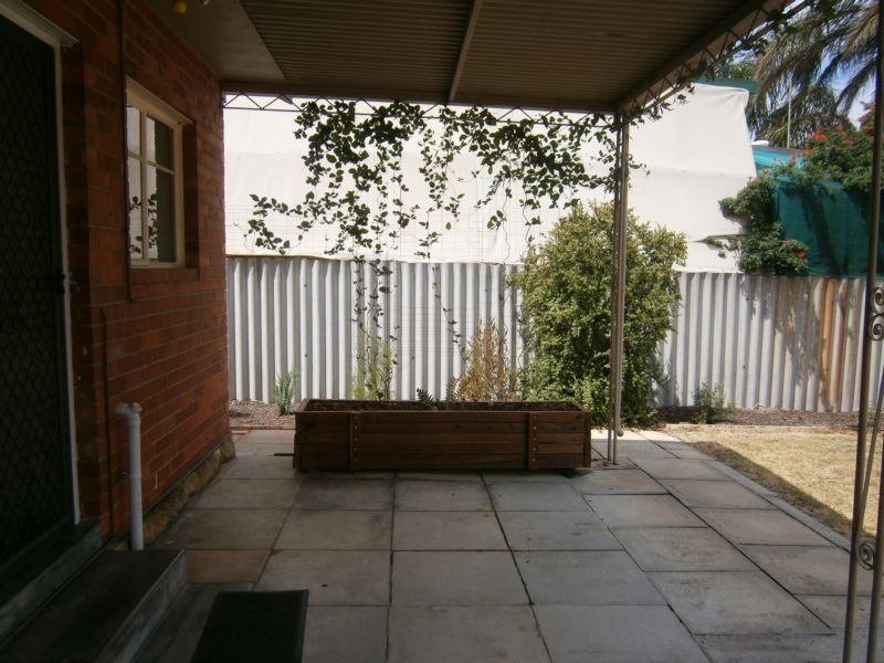 35 Lawrence Street, Bayswater WA 6053