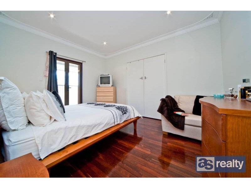 53 Foyle Road, Bayswater WA 6053
