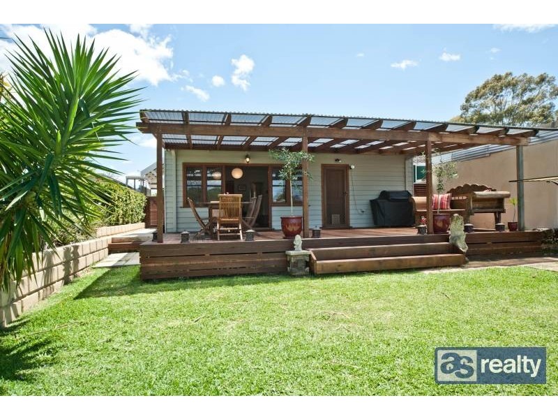 35 Kitchener Avenue, Bayswater WA 6053