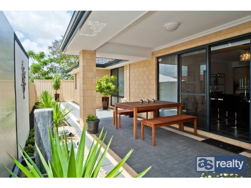 11A Cameron Street, Embleton WA 6062