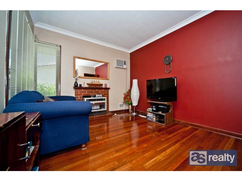 60 Broun Avenue, Embleton WA 6062