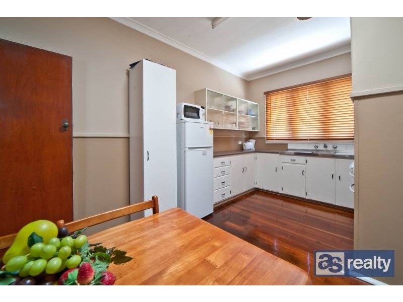 60 Broun Avenue, Embleton WA 6062