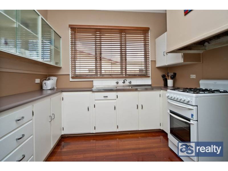 60 Broun Avenue, Embleton WA 6062