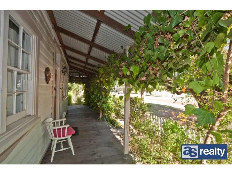 48 Helena Street, Guildford WA 6055