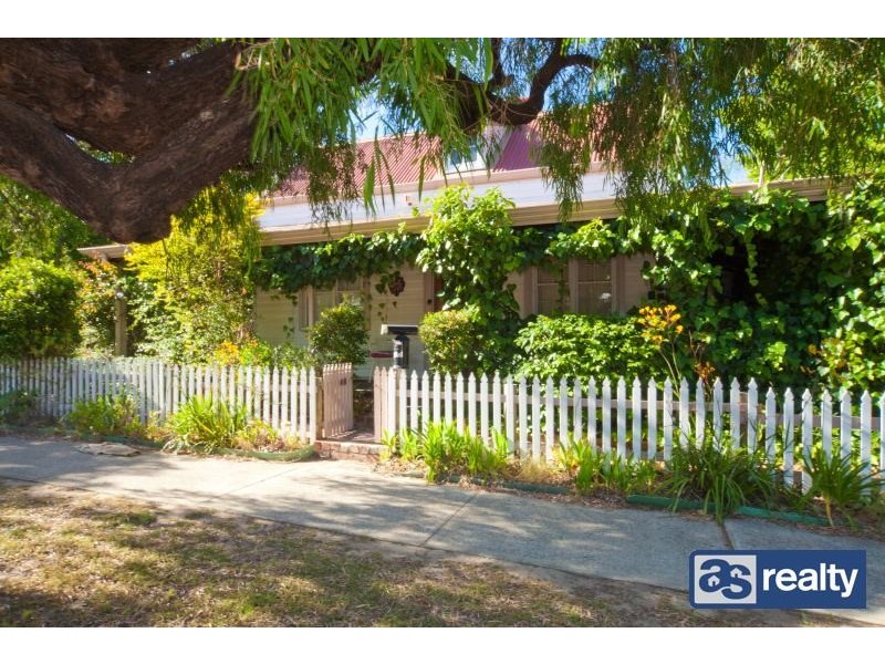 48 Helena Street, Guildford WA 6055