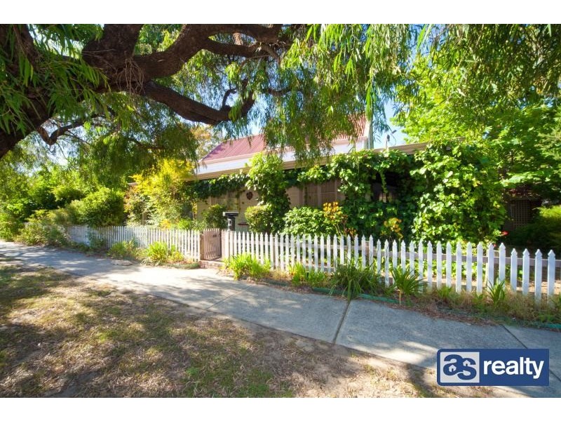 48 Helena Street, Guildford WA 6055