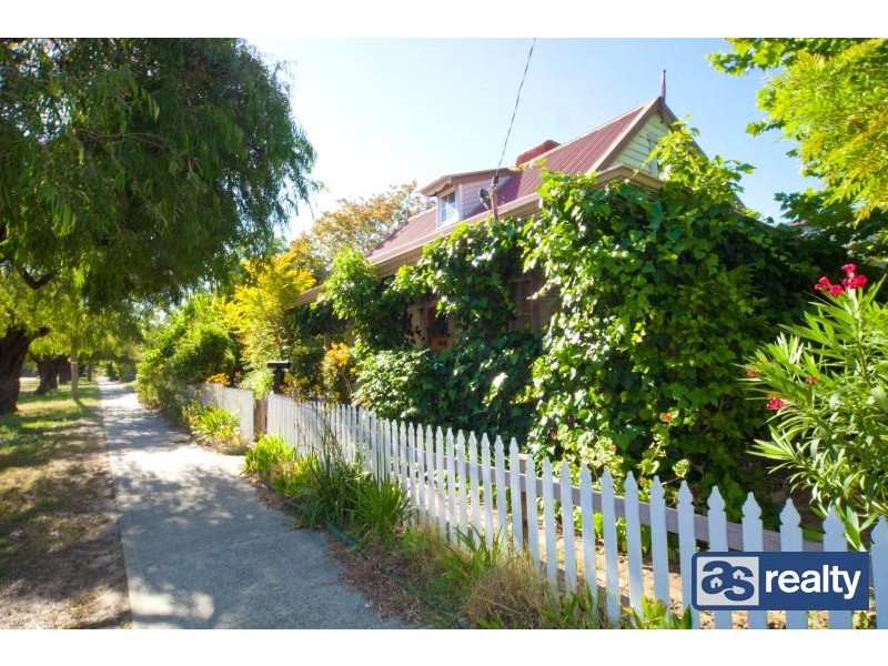 48 Helena Street, Guildford WA 6055