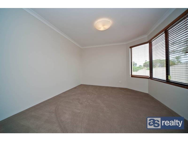 A/16 Palmer Place, Embleton WA 6062