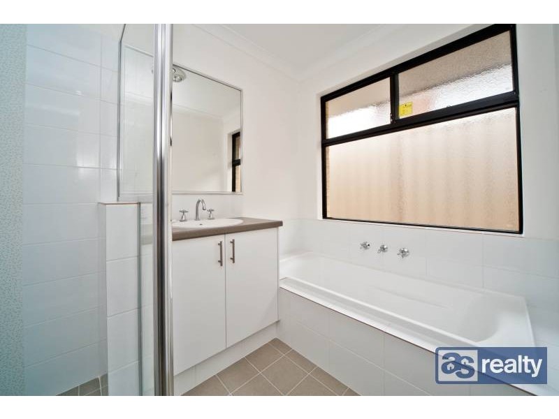 A/16 Palmer Place, Embleton WA 6062