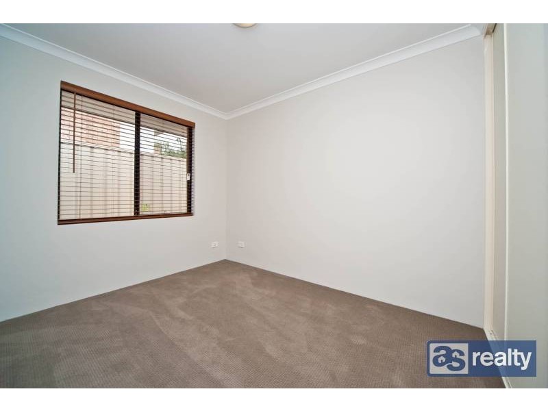A/16 Palmer Place, Embleton WA 6062