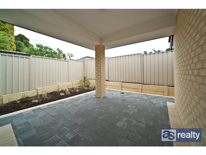 A/16 Palmer Place, Embleton WA 6062