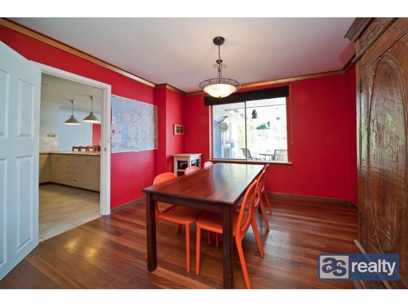 16 Headley Place, Bayswater WA 6053