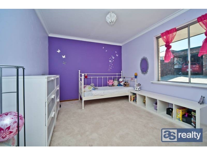 16 Headley Place, Bayswater WA 6053