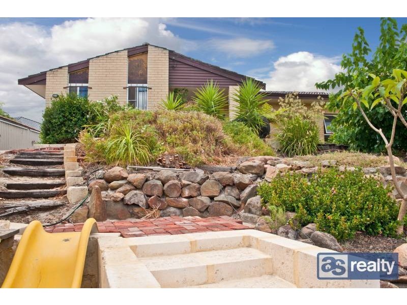 16 Headley Place, Bayswater WA 6053