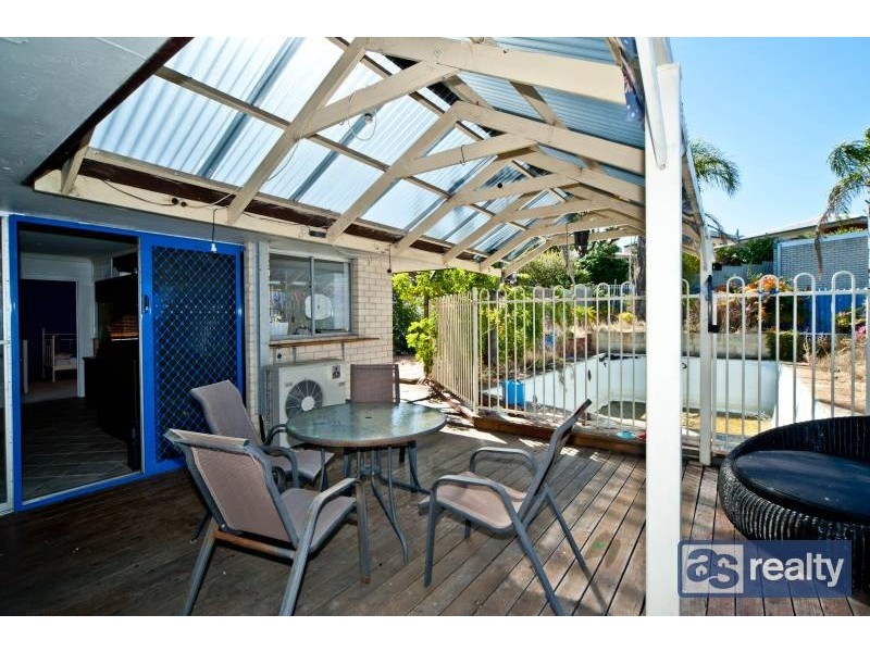 16 Headley Place, Bayswater WA 6053