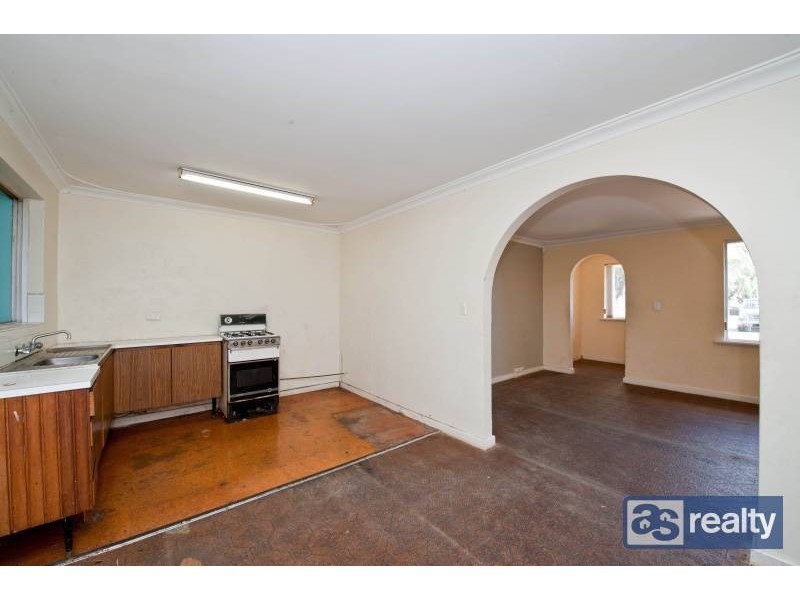 7 Ockley Square, Embleton WA 6062