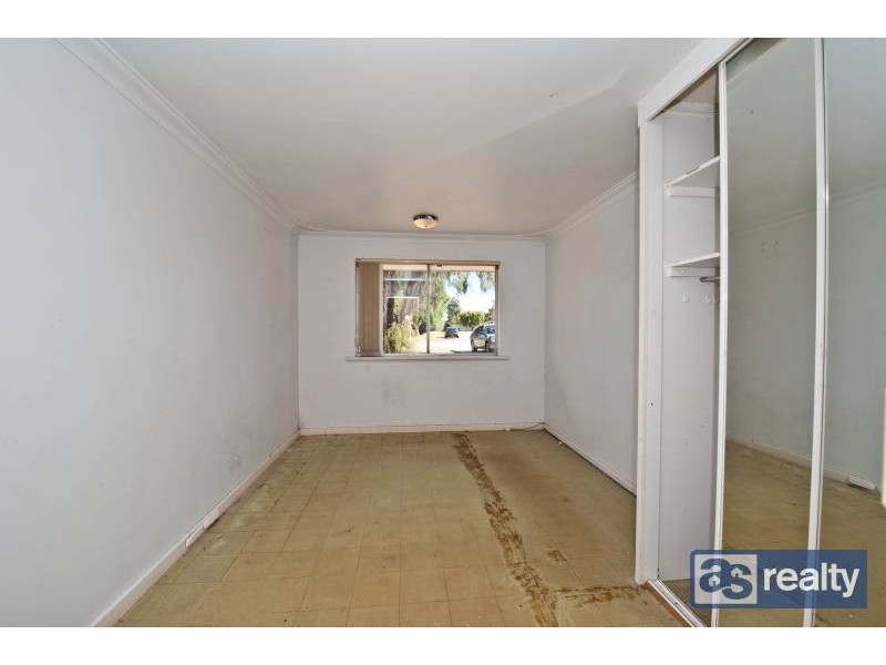 7 Ockley Square, Embleton WA 6062