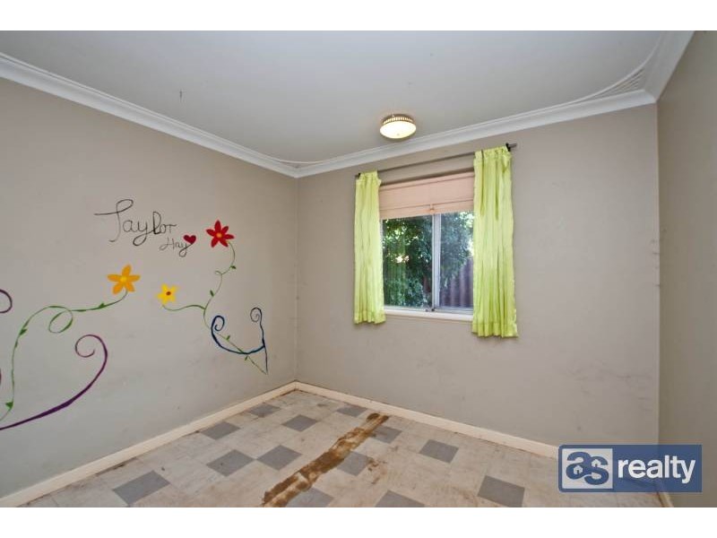 7 Ockley Square, Embleton WA 6062