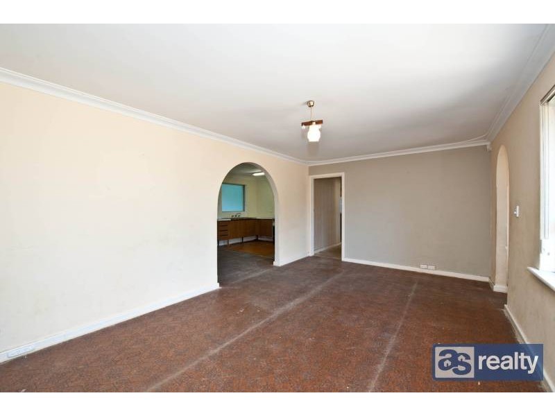 7 Ockley Square, Embleton WA 6062