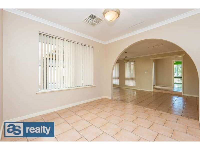 5 Ockley Square, Embleton WA 6062