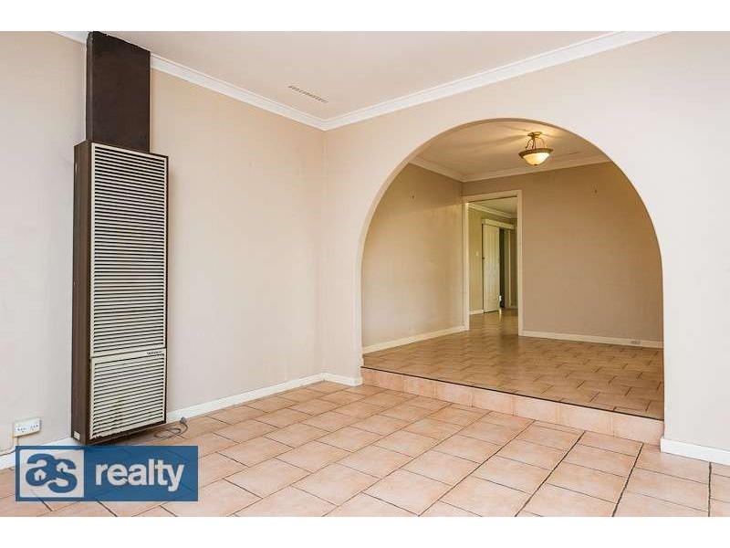 5 Ockley Square, Embleton WA 6062